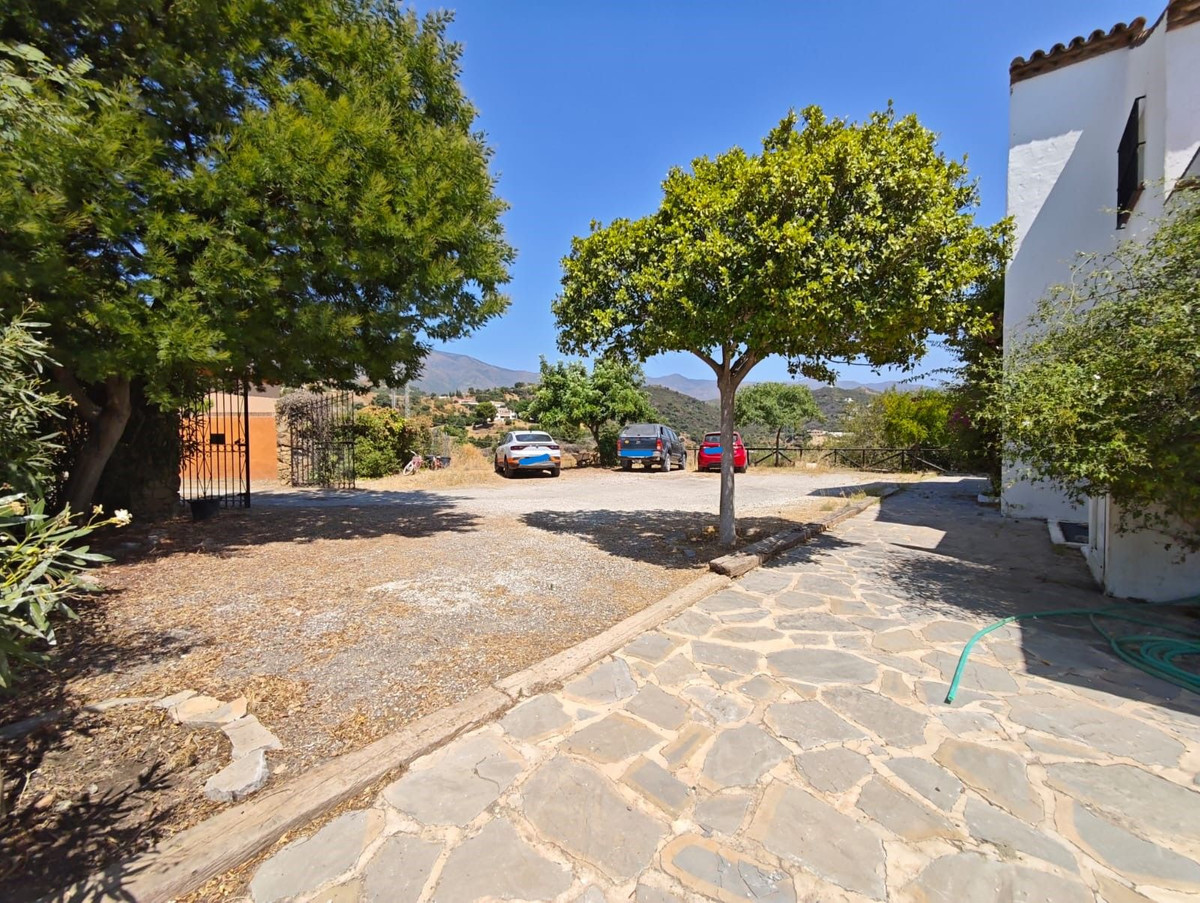 Property main view 33