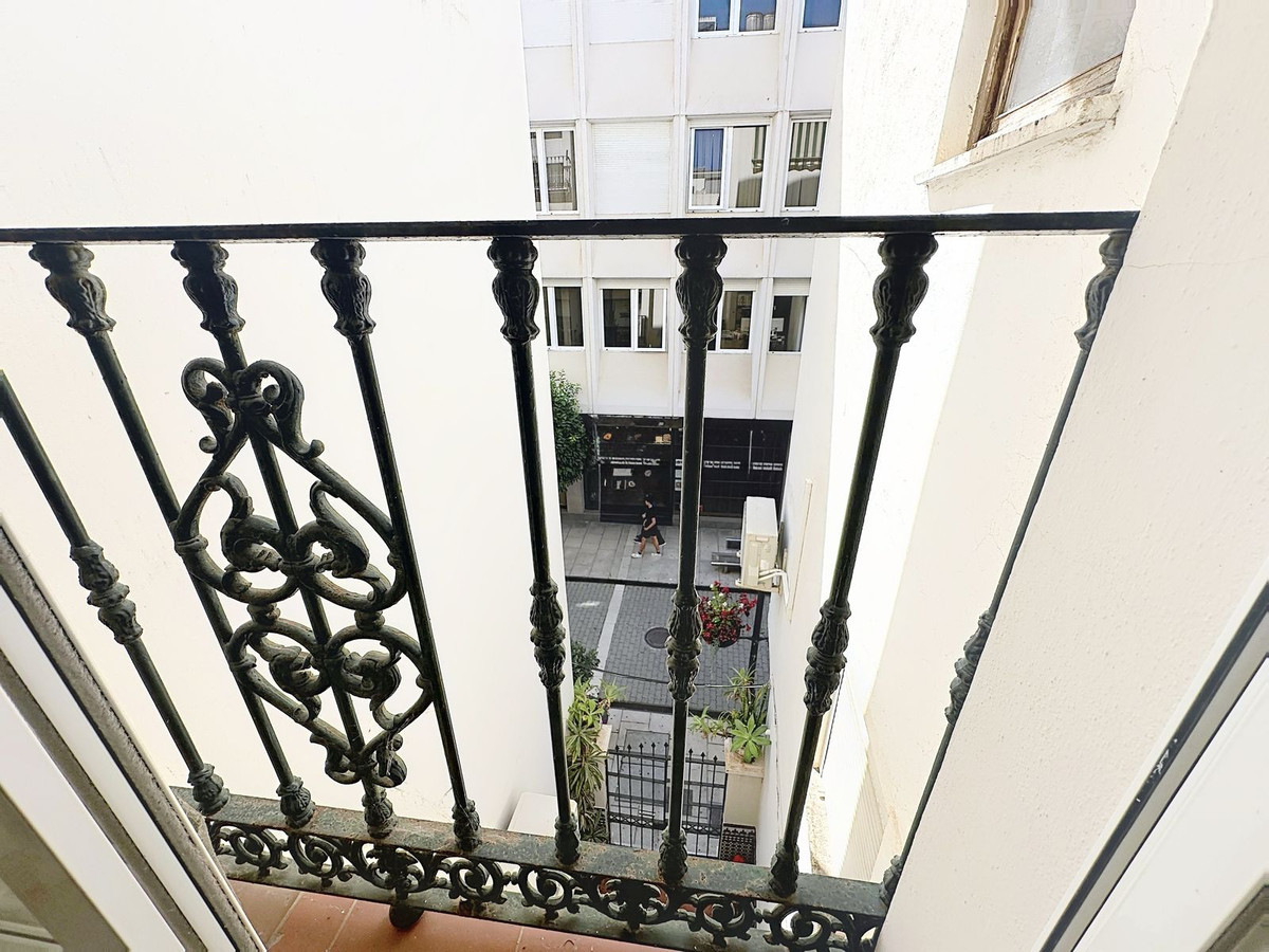 Appartement te koop in Estepona | 3 slaapkamers H5110687