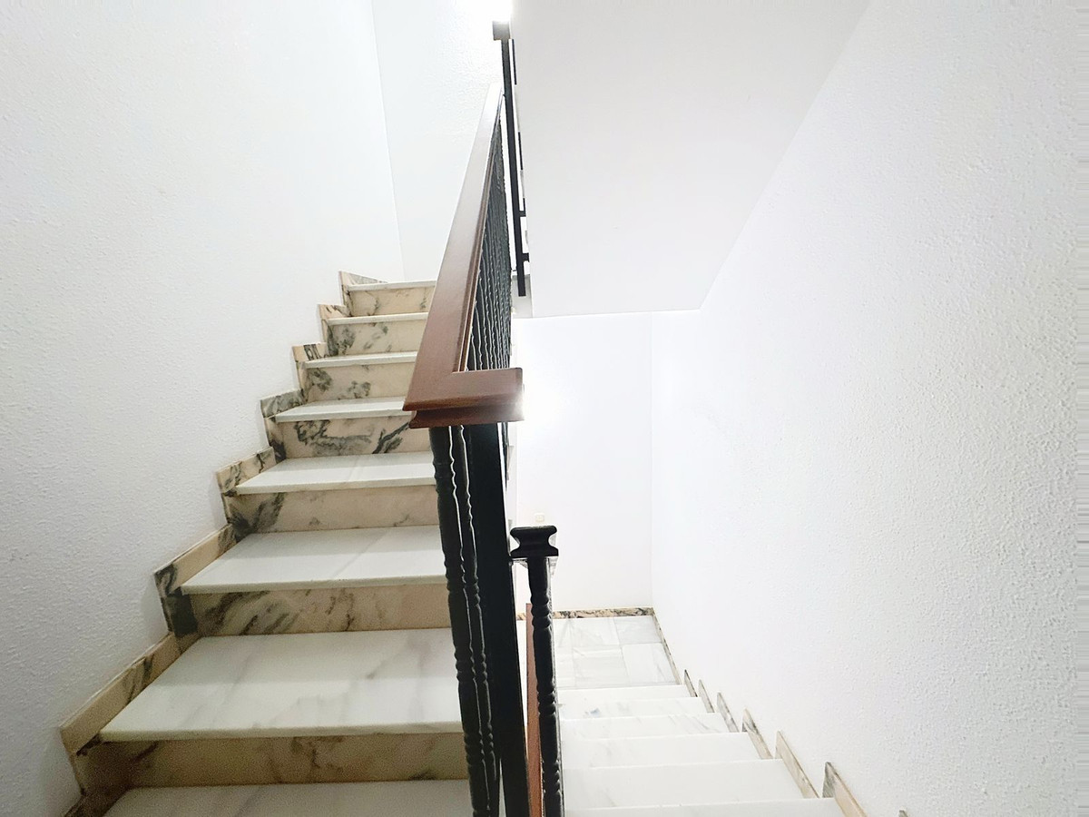 Appartement te koop in Estepona | 3 slaapkamers H5110687