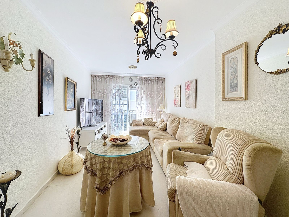 Appartement te koop in Estepona | 3 slaapkamers H5110687