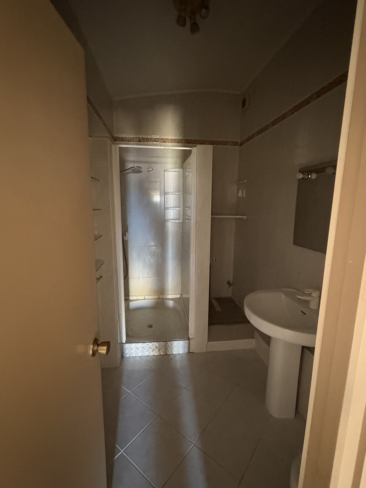 Penthouse te koop in Estepona | 4 slaapkamers H5111275