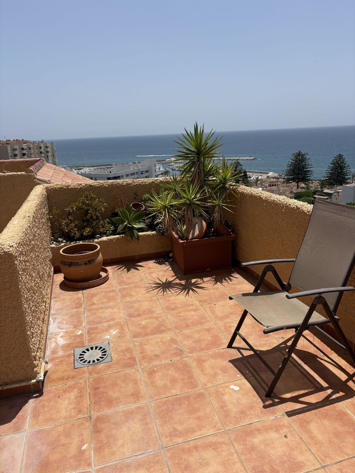 Penthouse te koop in Estepona | 4 slaapkamers H5111275