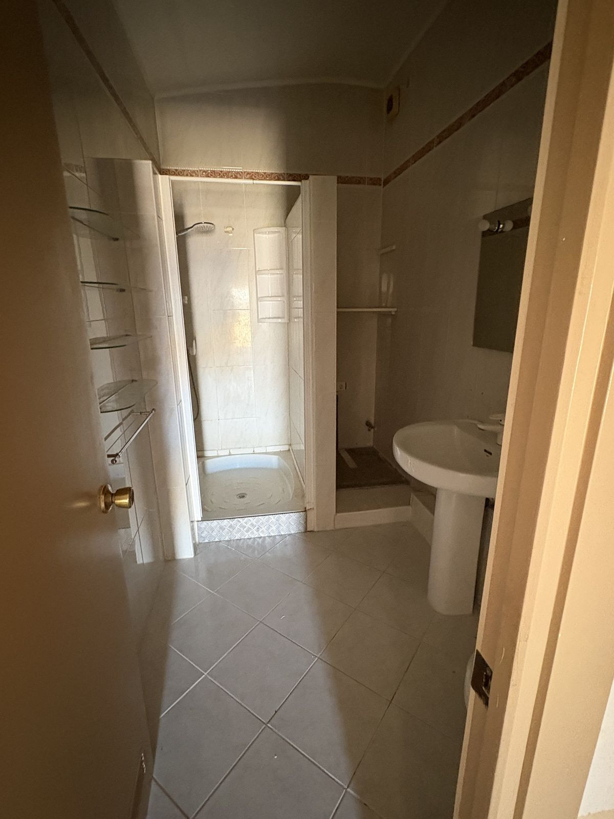 Penthouse te koop in Estepona | 4 slaapkamers H5111275