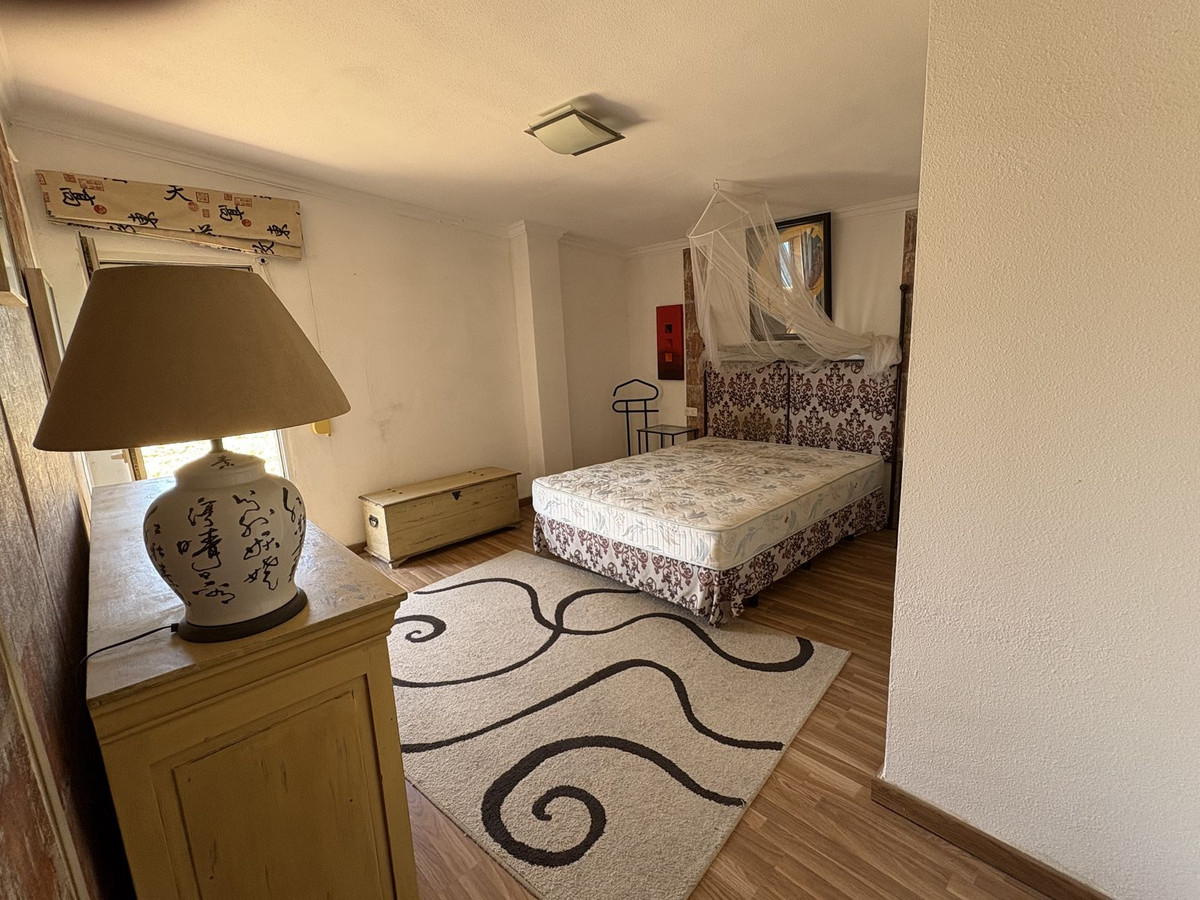 Penthouse te koop in Estepona | 4 slaapkamers H5111275