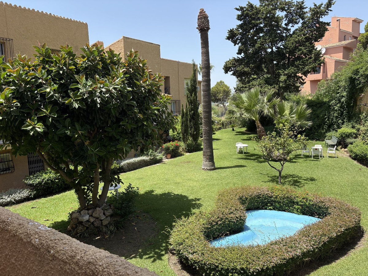 Penthouse te koop in Estepona | 4 slaapkamers H5111275