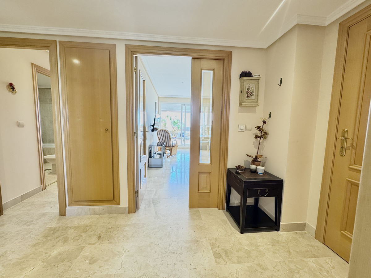 Penthouse te koop in Estepona | 2 slaapkamers H5111629