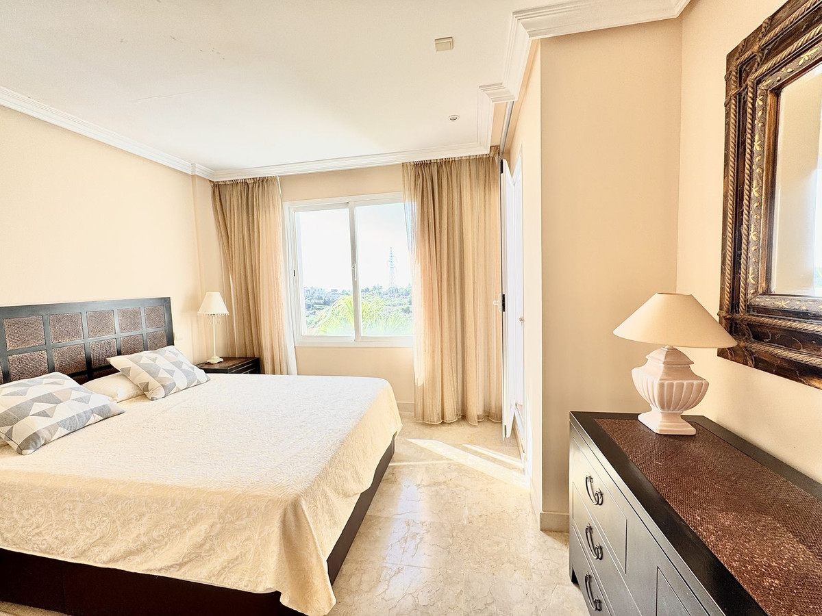 Penthouse te koop in Estepona | 2 slaapkamers H5111629