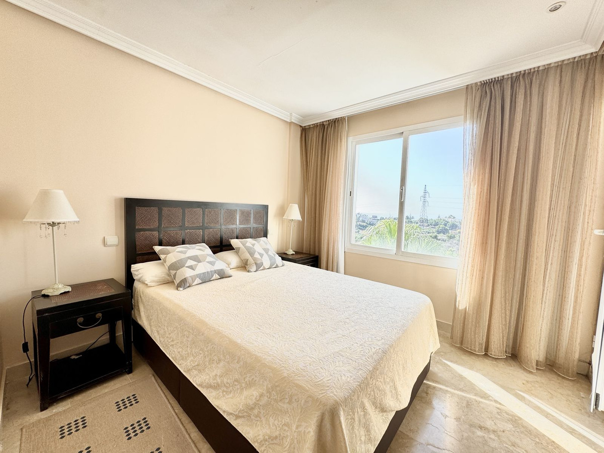 Penthouse te koop in Estepona | 2 slaapkamers H5111629