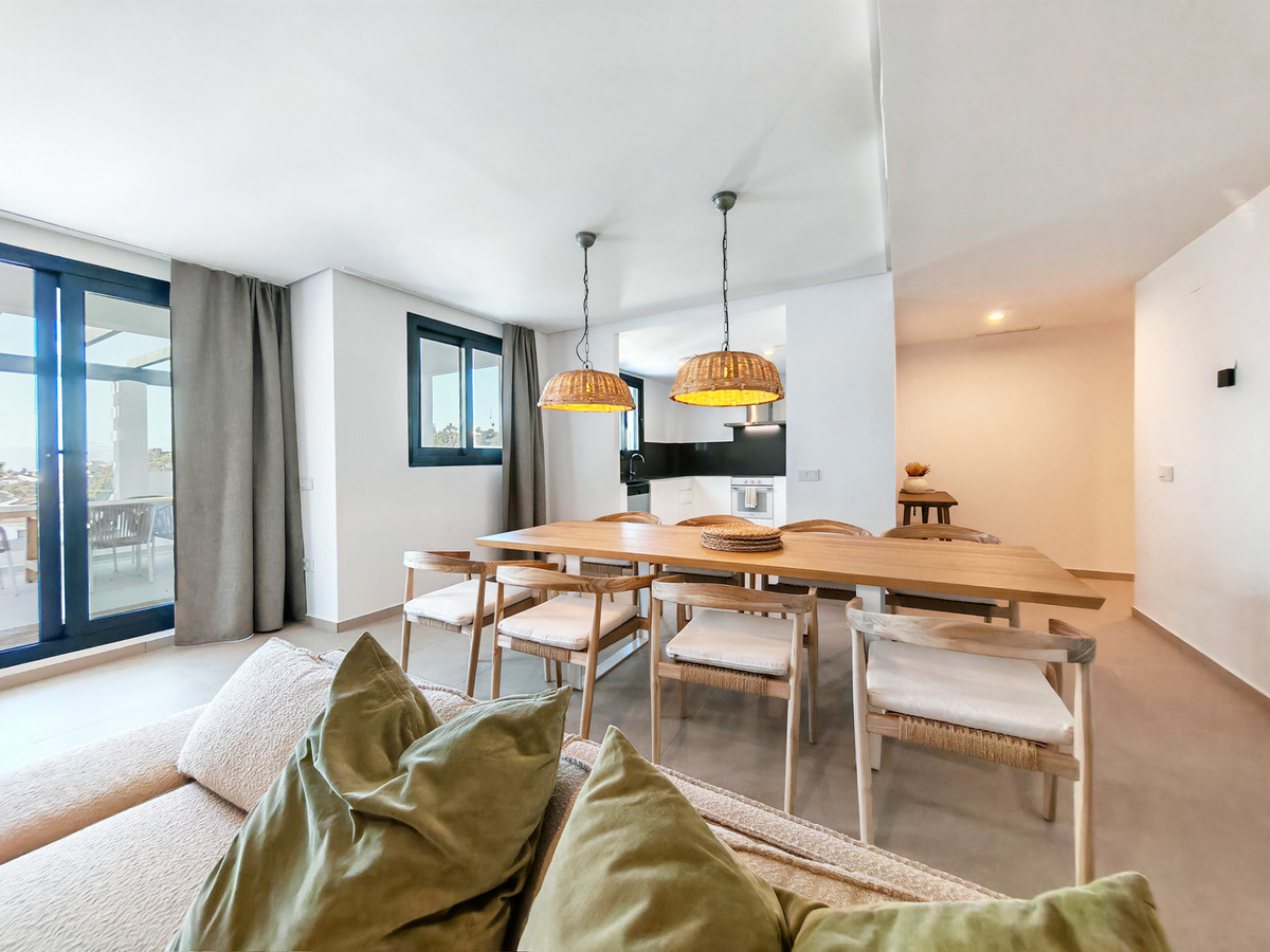 Appartement te koop in Estepona | 4 slaapkamers H5111839