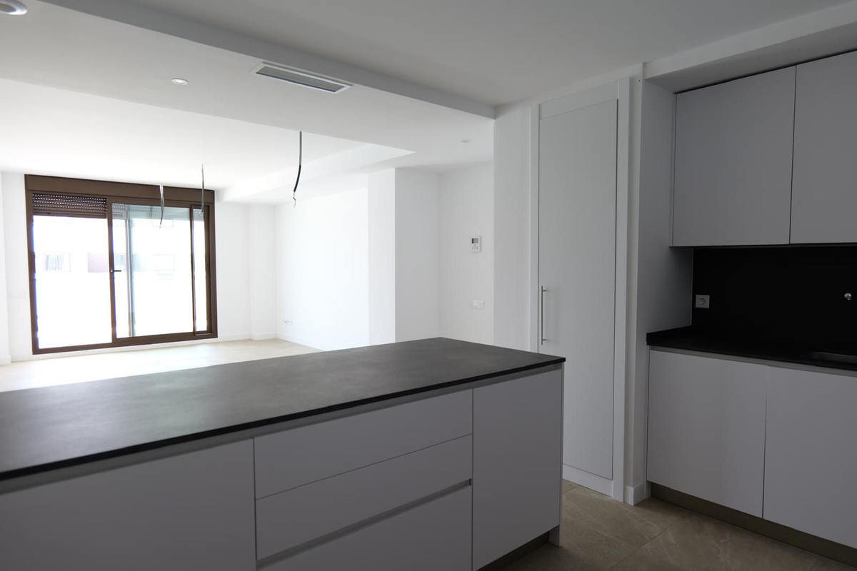 Appartement te koop in Estepona | 2 slaapkamers H5112466