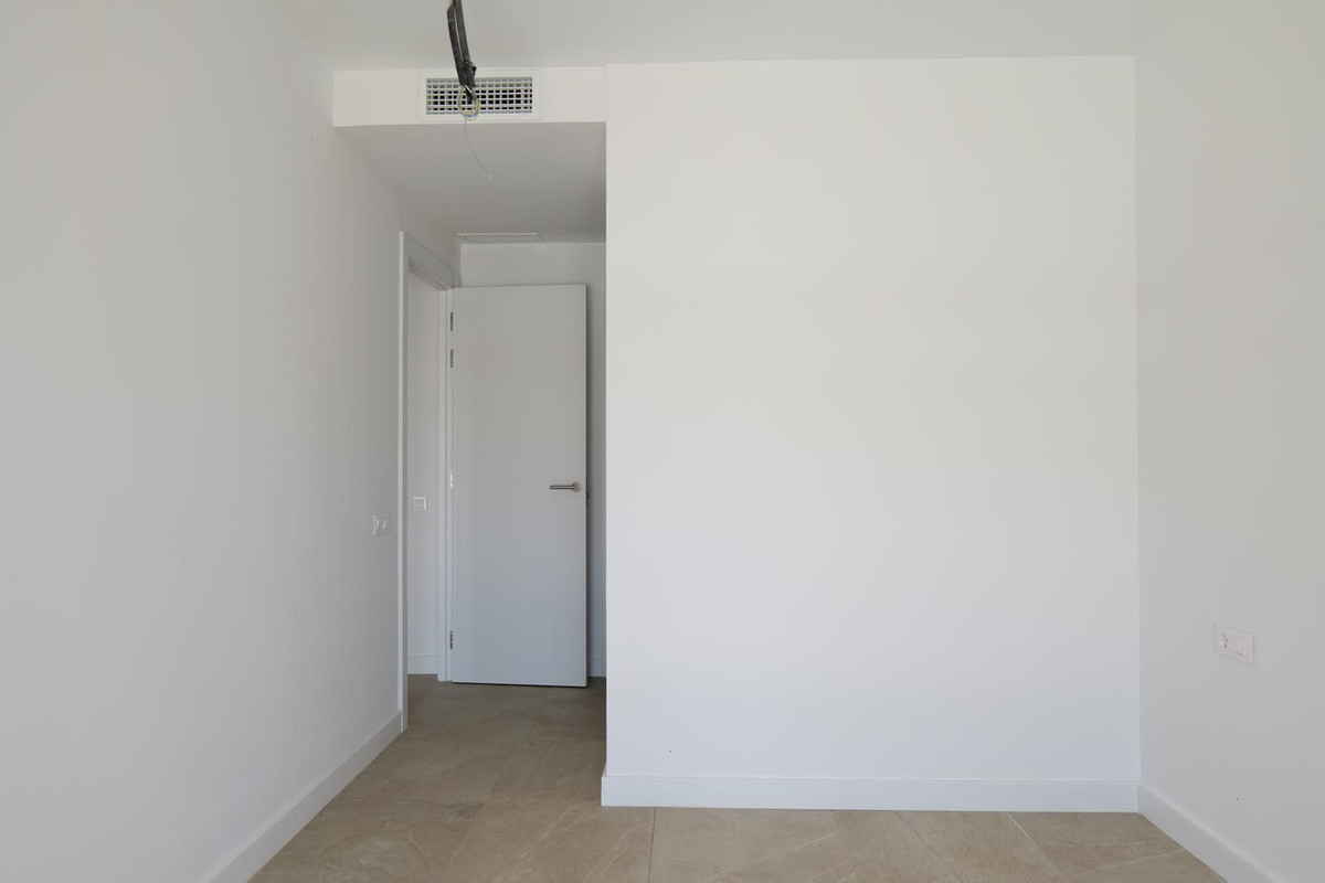 Appartement te koop in Estepona | 2 slaapkamers H5112466