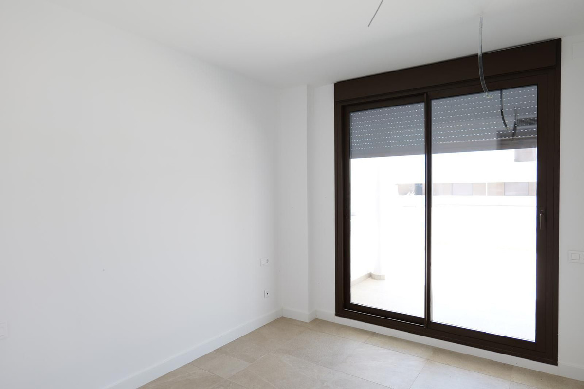 Appartement te koop in Estepona | 2 slaapkamers H5112466
