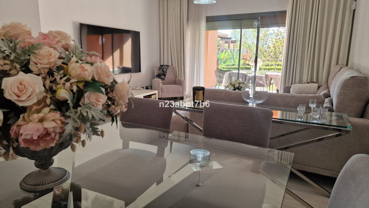 Appartement te koop in Estepona | 2 slaapkamers H5113768