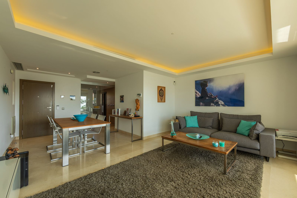 Appartement te koop in Estepona | 2 slaapkamers H5116690