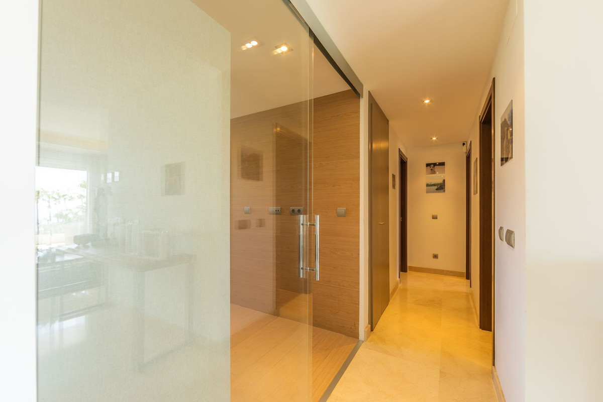 Appartement te koop in Estepona | 2 slaapkamers H5116690