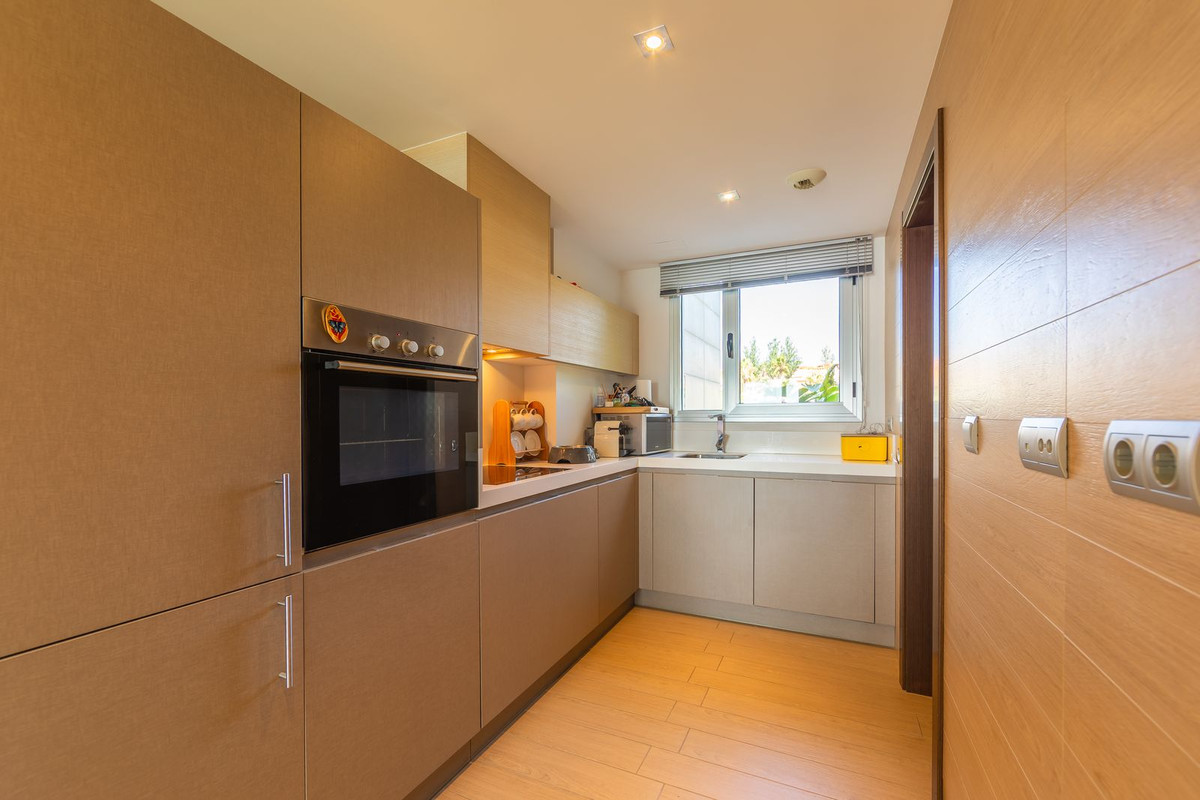 Appartement te koop in Estepona | 2 slaapkamers H5116690