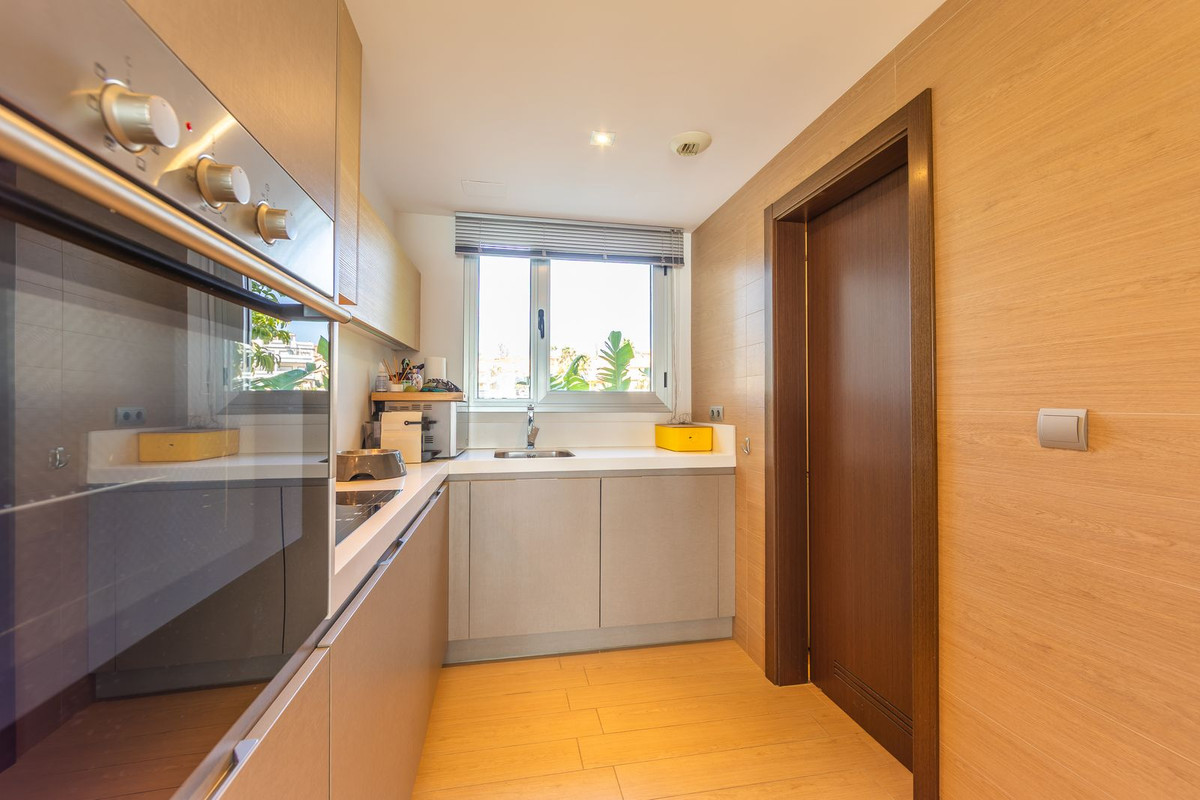 Appartement te koop in Estepona | 2 slaapkamers H5116690