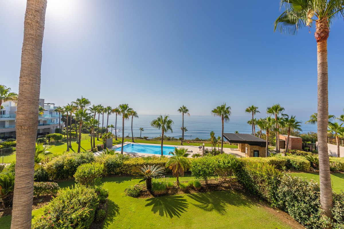 Appartement te koop in Estepona | 2 slaapkamers H5116690