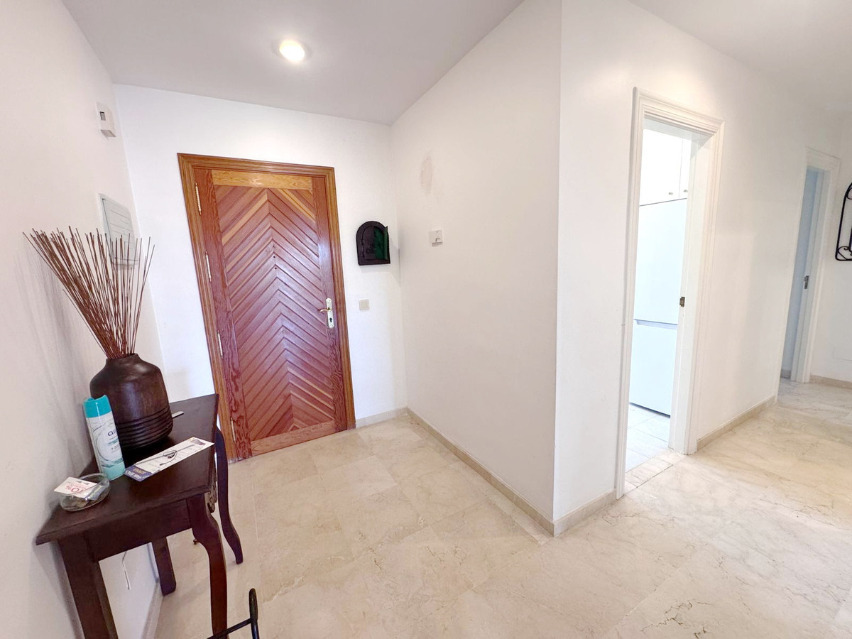 Appartement te koop in Estepona | 2 slaapkamers H5118250