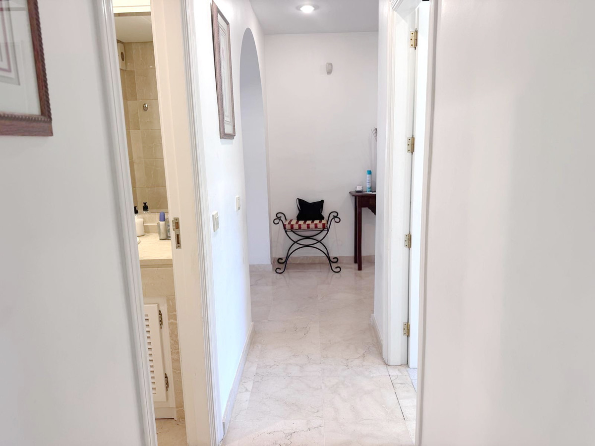 Appartement te koop in Estepona | 2 slaapkamers H5118250