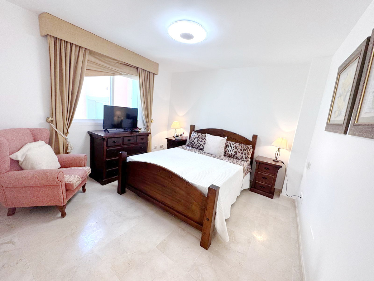 Appartement te koop in Estepona | 2 slaapkamers H5118250