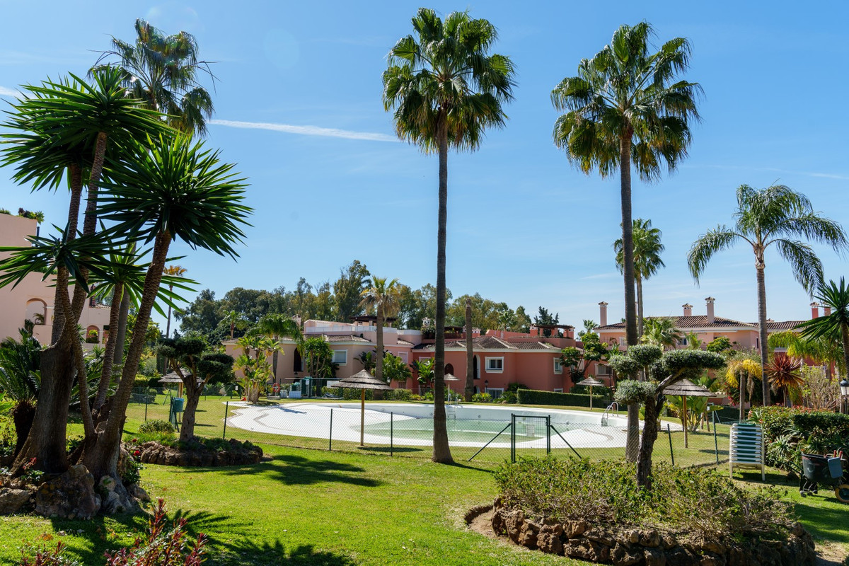 Appartement te koop in Estepona | 2 slaapkamers H5118250