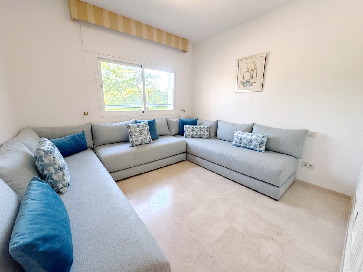 Appartement te koop in Estepona | 2 slaapkamers H5118250
