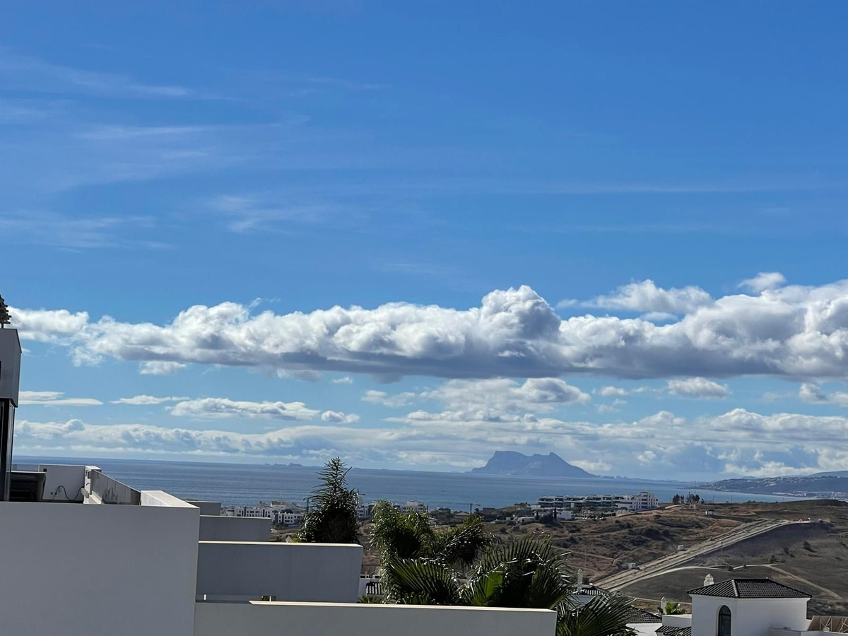 Penthouse te koop in Estepona | 3 slaapkamers H5121457