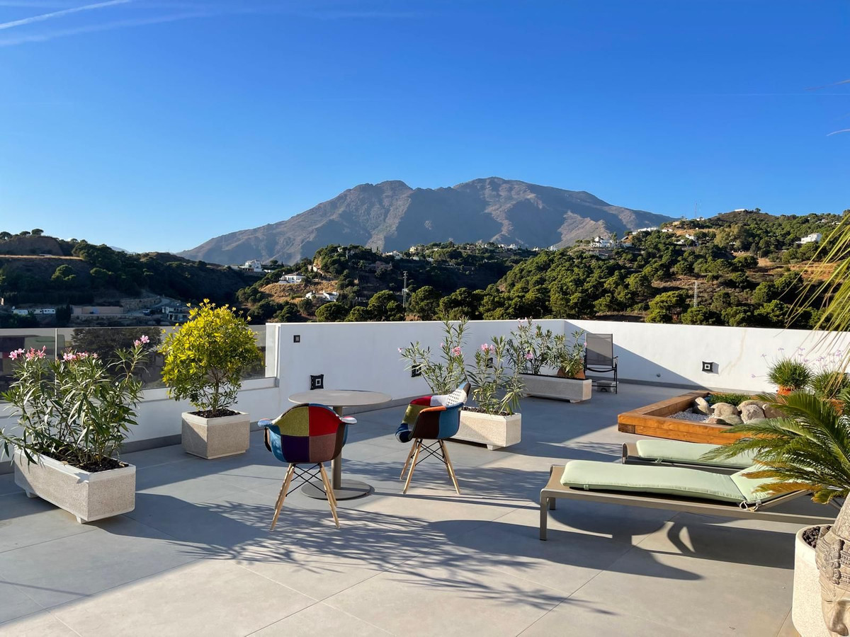 Penthouse te koop in Estepona | 3 slaapkamers H5121457