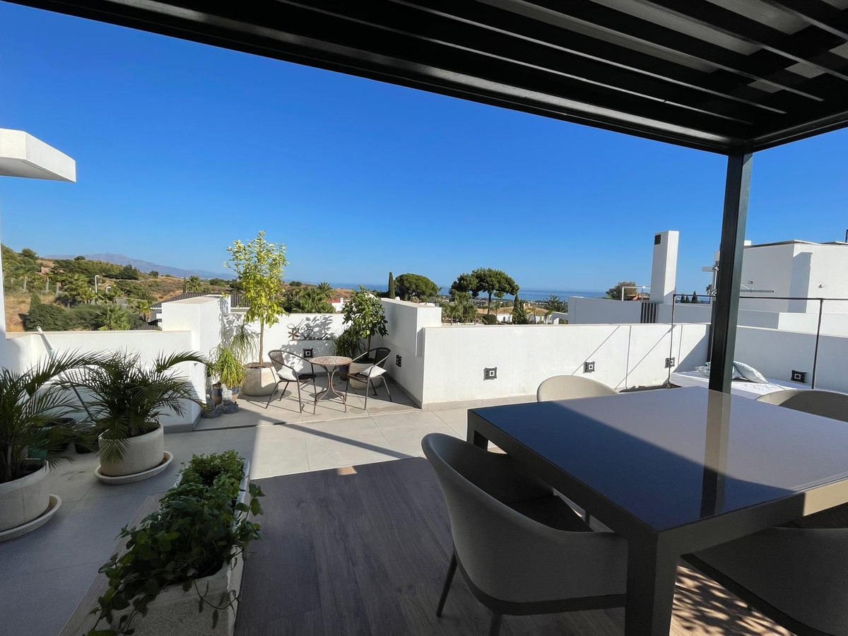 Penthouse te koop in Estepona | 3 slaapkamers H5121457