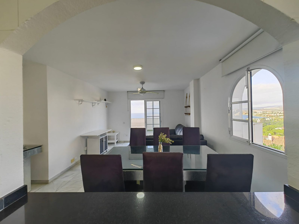 Penthouse for sale in Estepona | 3 bedrooms H5121970