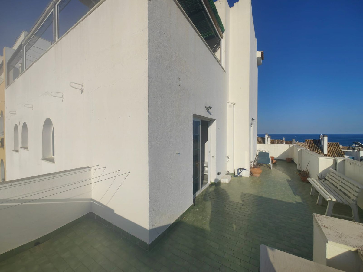 Penthouse for sale in Estepona | 3 bedrooms H5121970
