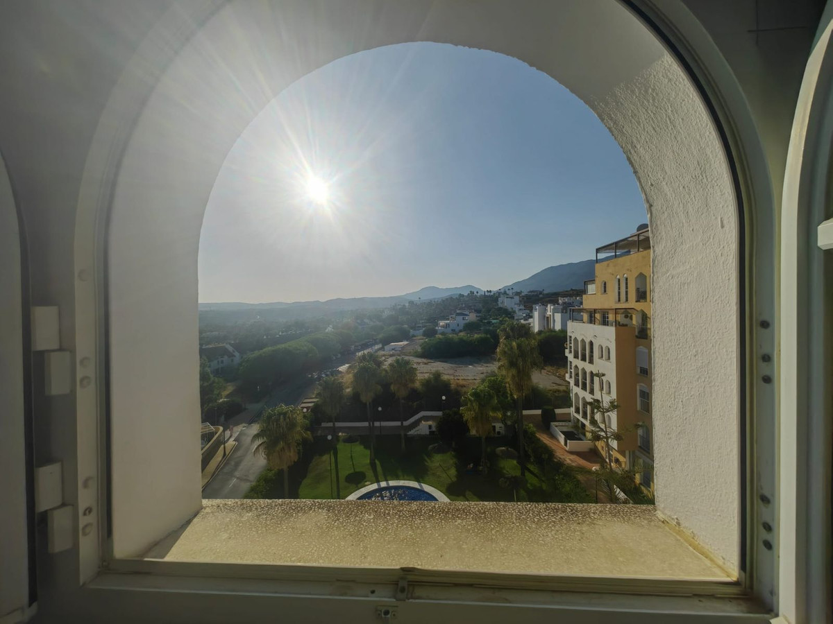 Penthouse for sale in Estepona | 3 bedrooms H5121970