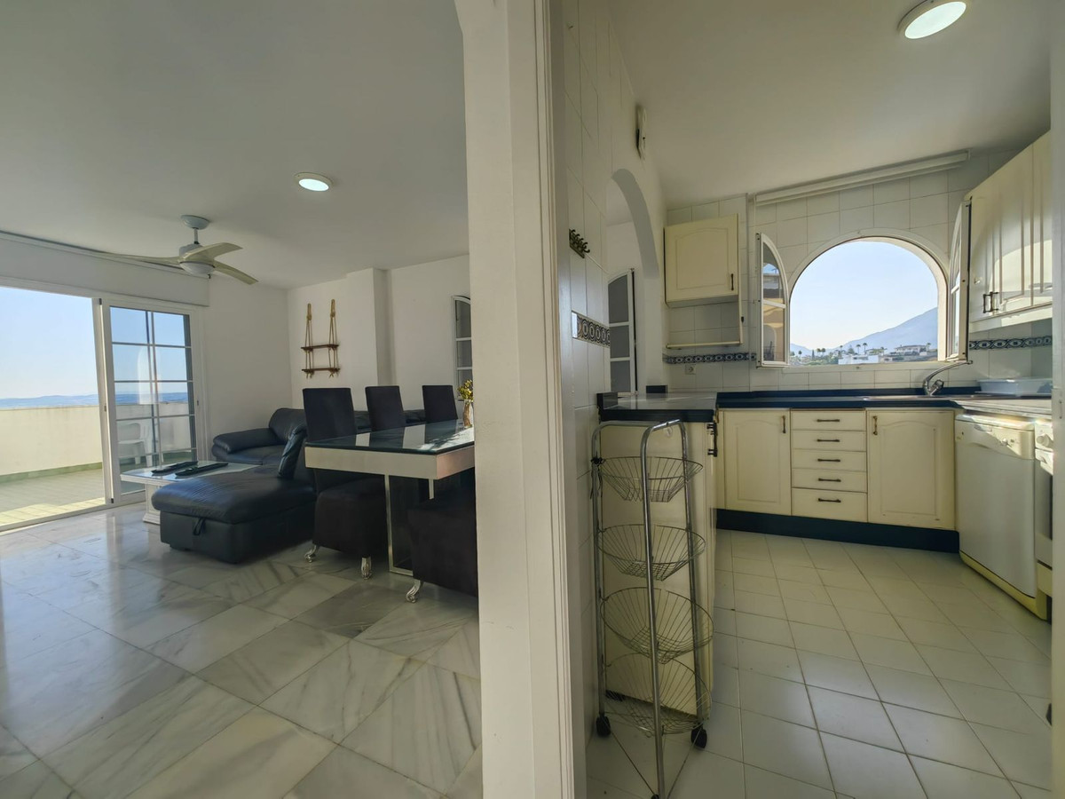 Penthouse for sale in Estepona | 3 bedrooms H5121970