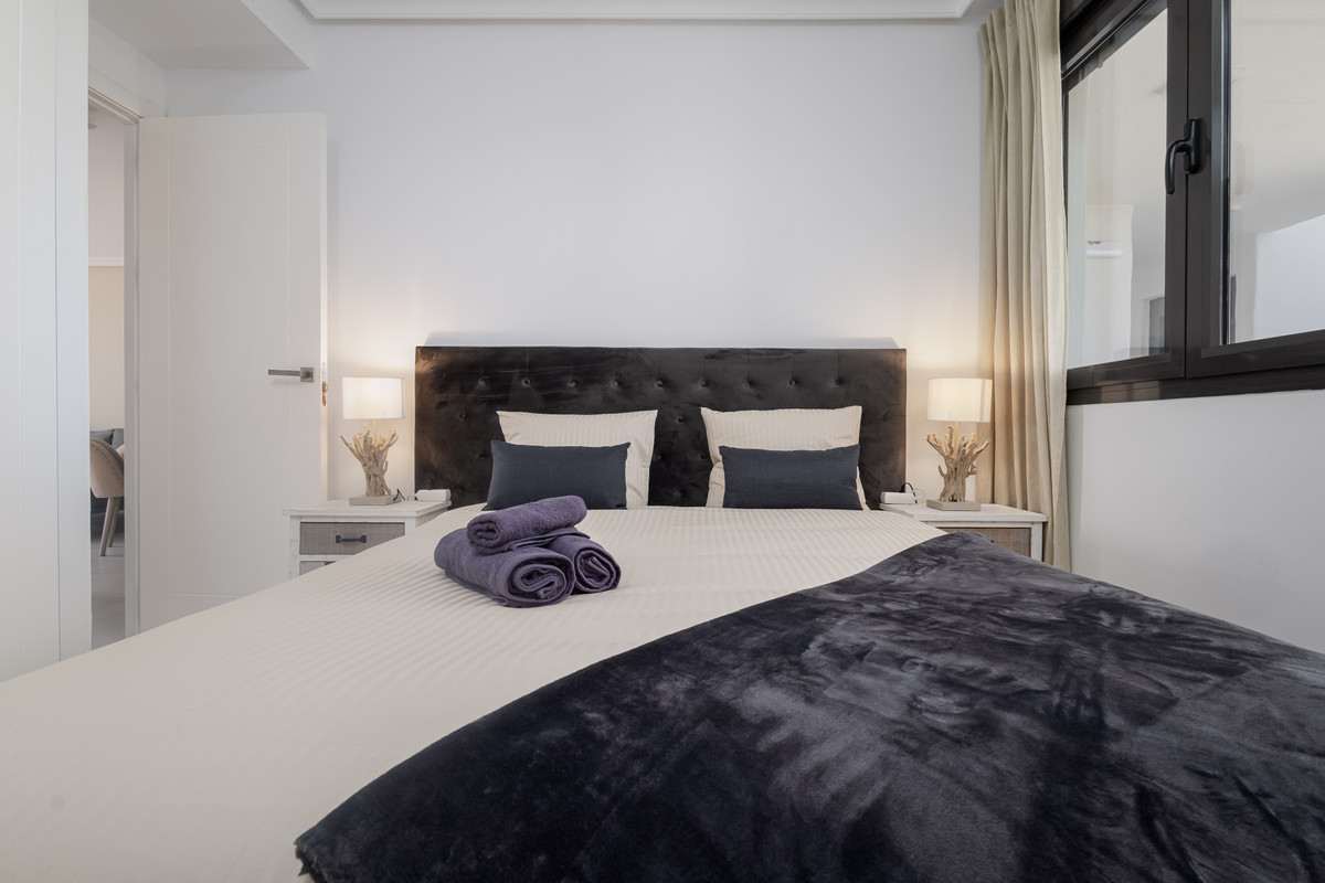 Appartement te koop in Estepona | 2 slaapkamers H5122282