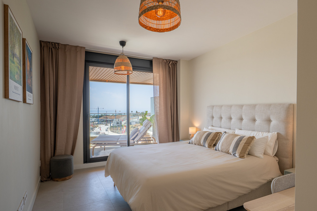 Apartment for sale in Estepona | 2 bedrooms H5122285