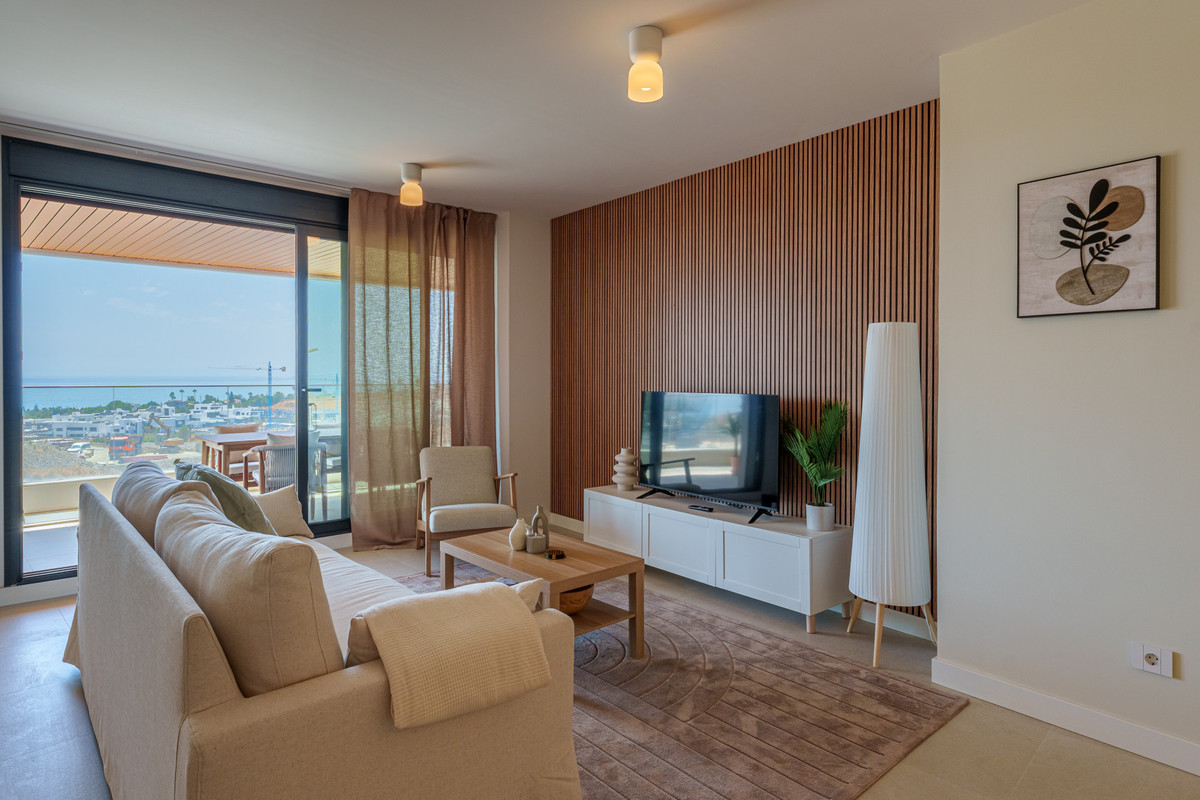 Apartment for sale in Estepona | 2 bedrooms H5122285