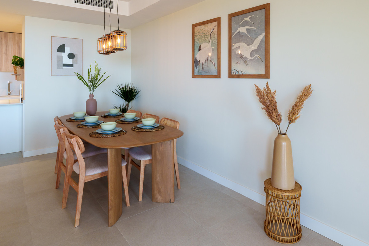 Apartment for sale in Estepona | 2 bedrooms H5122285