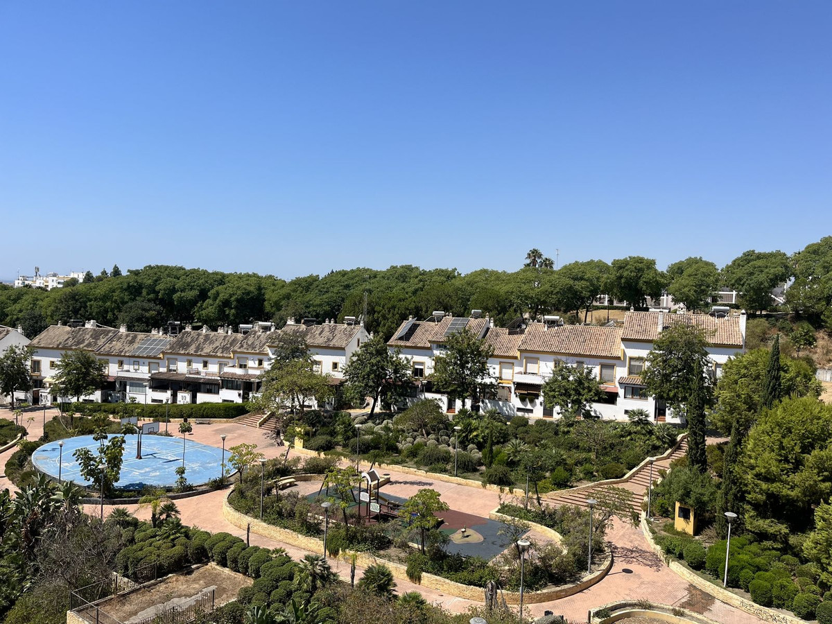 Penthouse te koop in Estepona | 3 slaapkamers H5123185