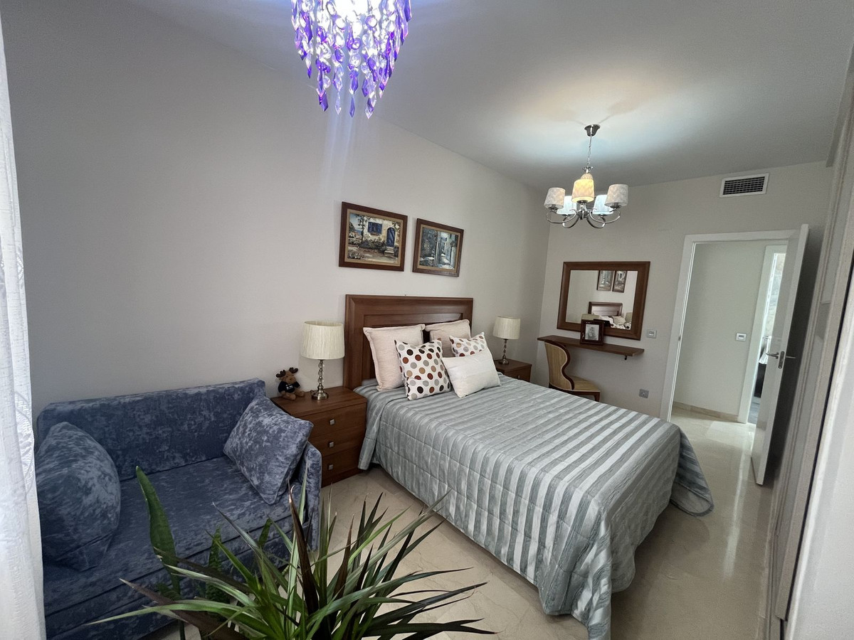Penthouse te koop in Estepona | 3 slaapkamers H5123185