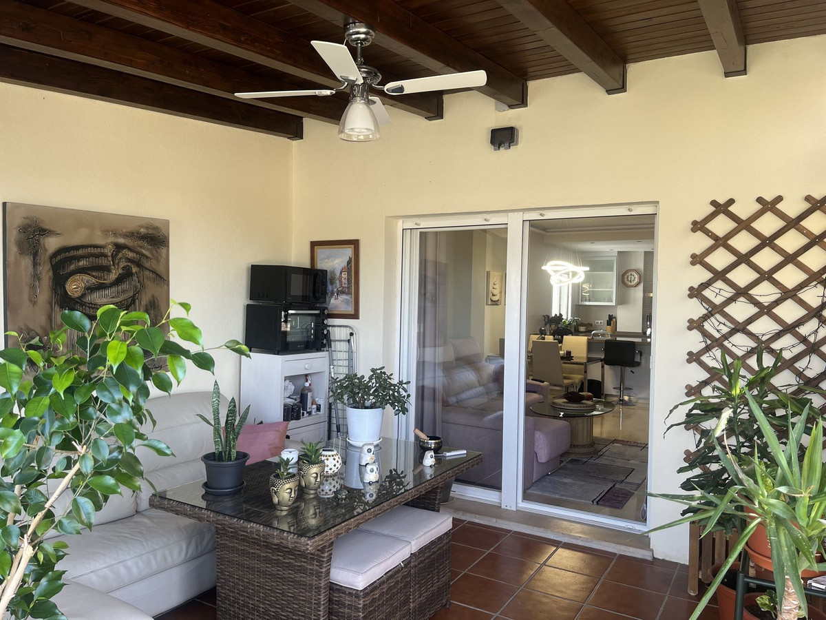 Penthouse te koop in Estepona | 3 slaapkamers H5123185