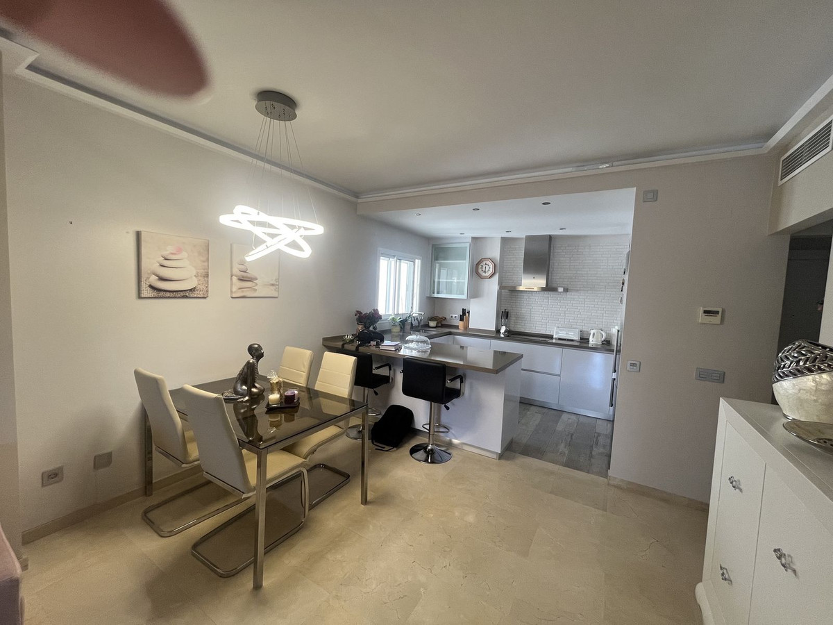 Penthouse te koop in Estepona | 3 slaapkamers H5123185