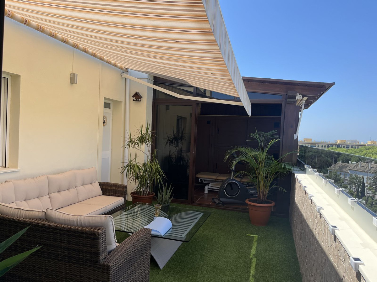 Penthouse te koop in Estepona | 3 slaapkamers H5123185