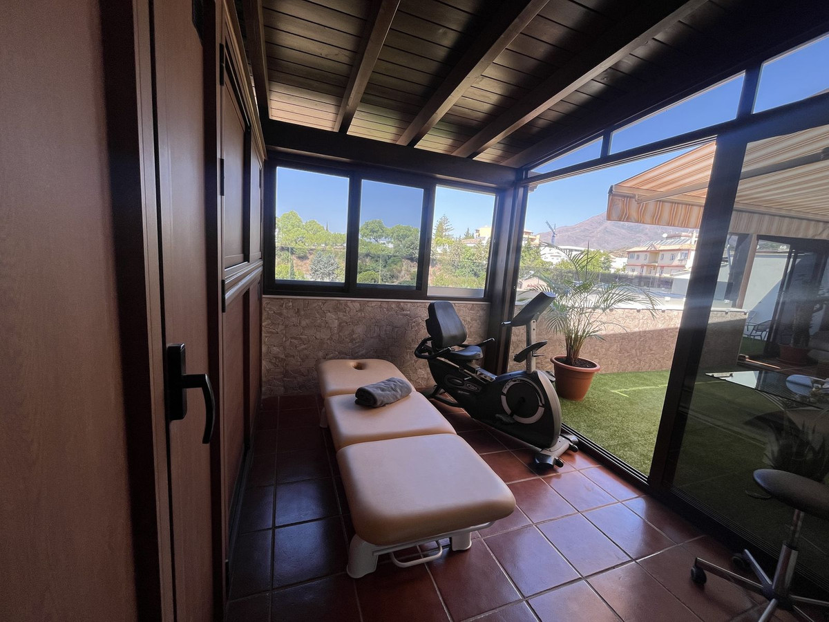 Penthouse te koop in Estepona | 3 slaapkamers H5123185