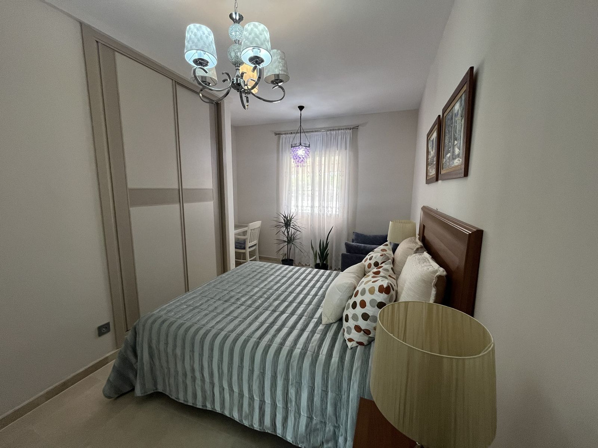Penthouse te koop in Estepona | 3 slaapkamers H5123185