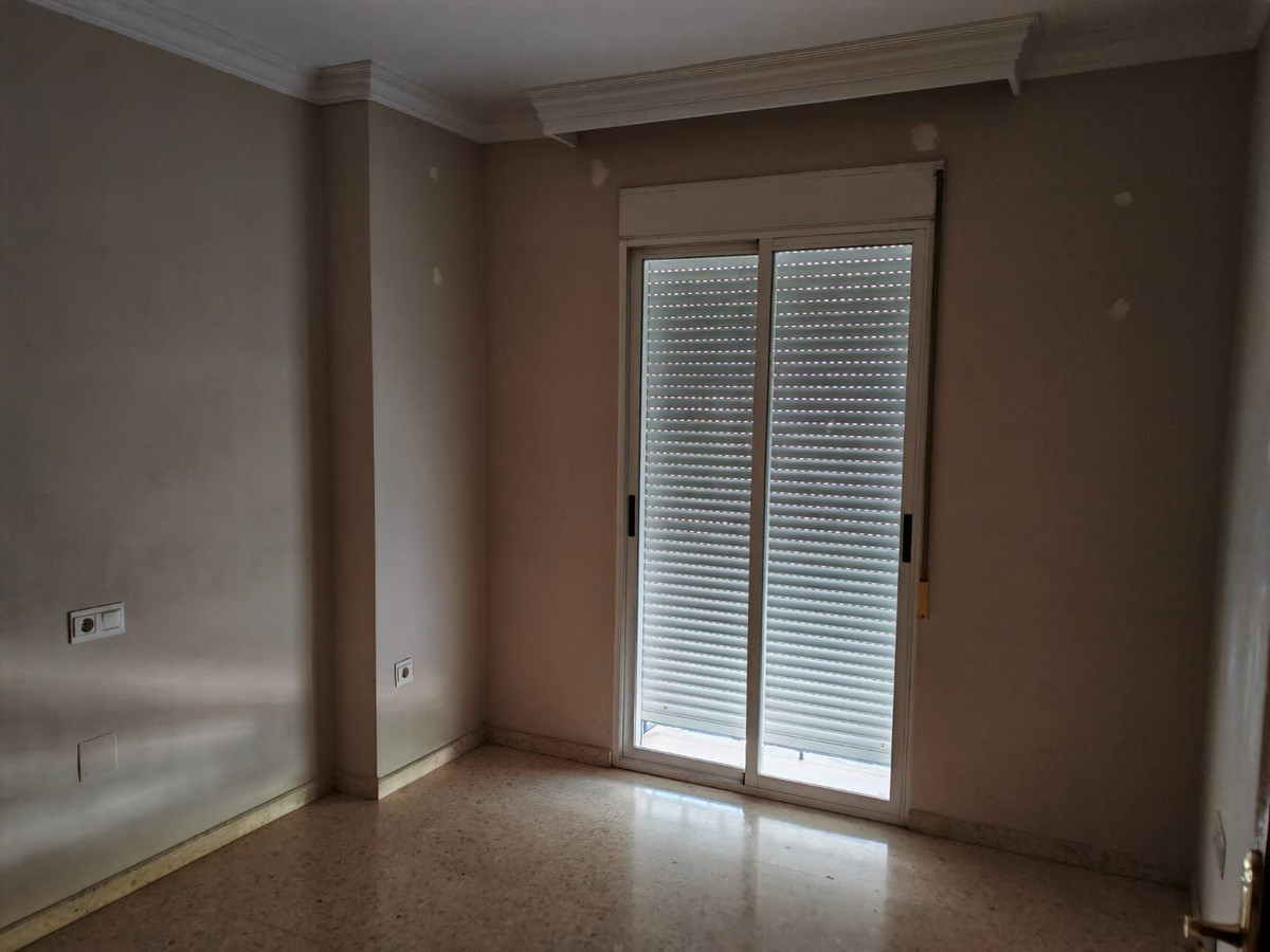 Appartement te koop in Estepona | 3 slaapkamers H5123194