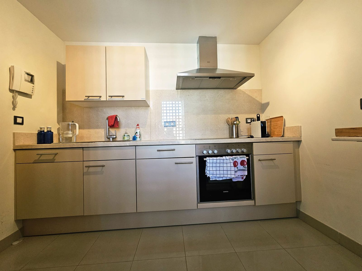 Appartement te koop in Estepona | 3 slaapkamers H5124160