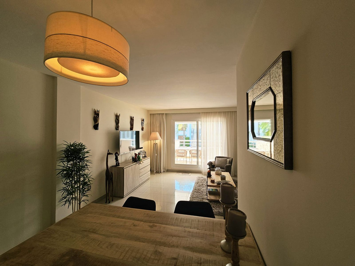 Appartement te koop in Estepona | 3 slaapkamers H5124160