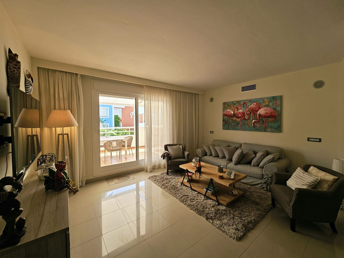 Appartement te koop in Estepona | 3 slaapkamers H5124160