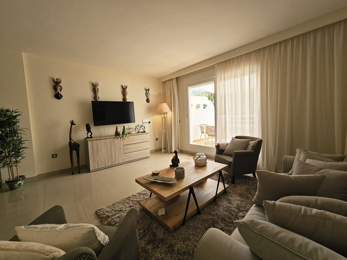 Appartement te koop in Estepona | 3 slaapkamers H5124160